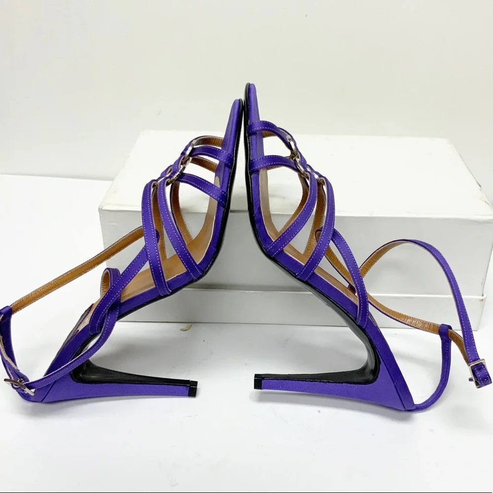 Versace purple satin and rhinestone sandals  38